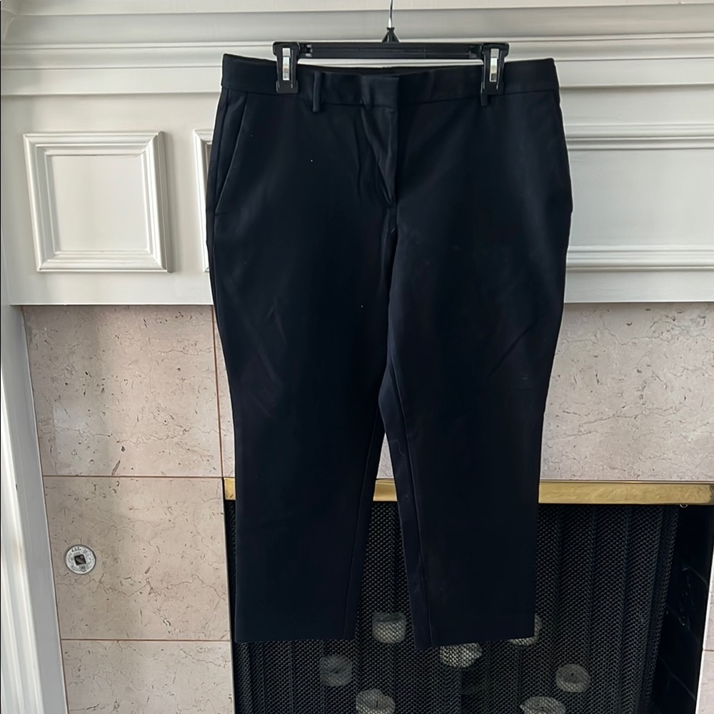 Ann Taylor Black Cropped Pants